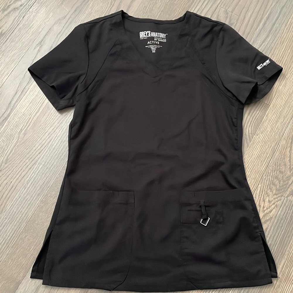 Scrub top